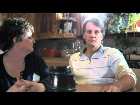 Behind the Scenes – Victoria Justice Takes the Pledge