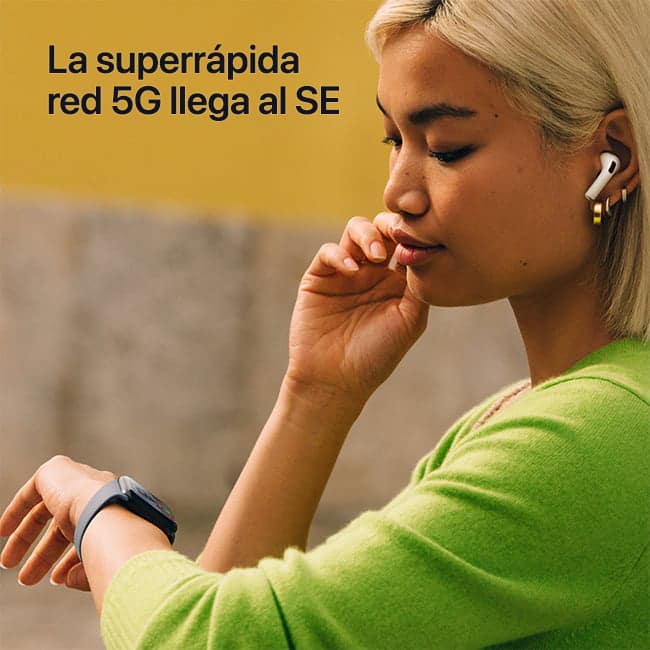 Apple Watch SE 3 de 44 mm, aluminio medianoche con correa deportiva medianoche, M-L (consulta de producto 4)