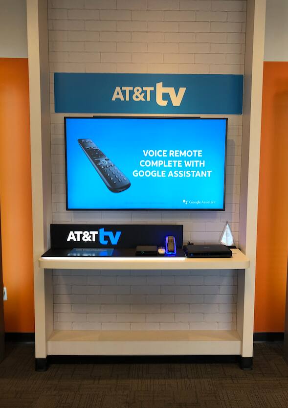 ¿Quieres conocer todo lo que AT&T TV tiene para ofrecerte? ¡Visítanos hoy y pídenos probar la demostración en vivo!