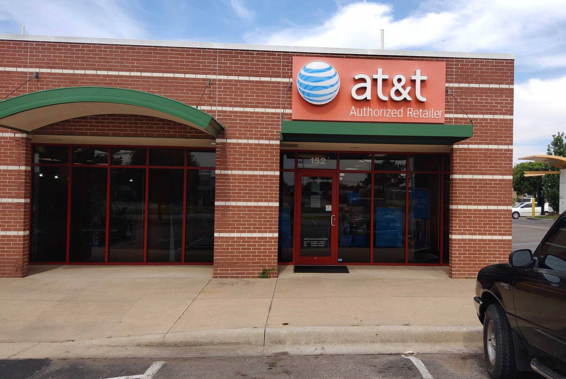 Somos tu tienda local autorizada de AT&T en Norman, OK - Soluciones de comunicación