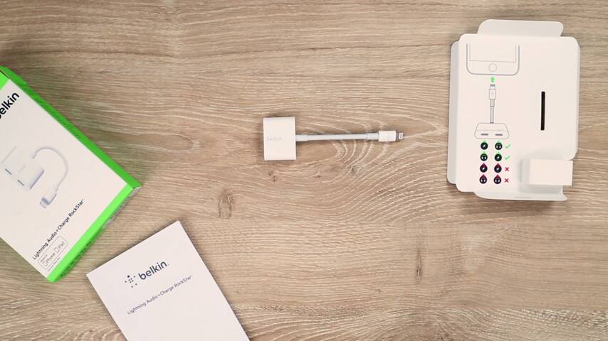 Adaptador de audio Belkin Lightning y 3.5 mm