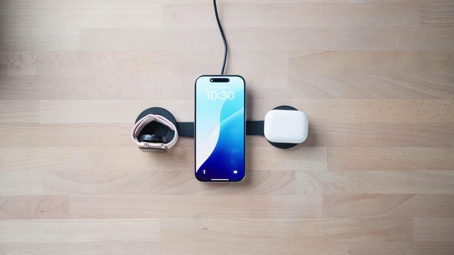 Almohadilla de carga magnética inalámbrica y plegable AT&T Essentials 3 EN 1