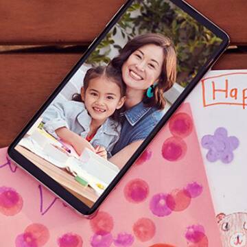Keep Mom connected with these Mother’s Day gift ideas