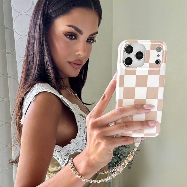 Velvet Caviar Nude Vibe Checker MagSafe Case - iPhone 17 Pro