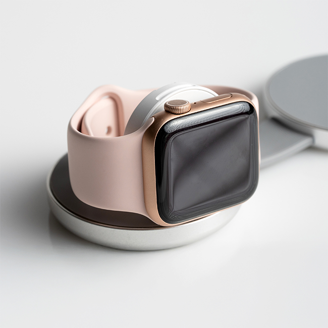 Almohadilla de carga magnética inalámbrica y plegable AT&T Essentials 3 EN 1