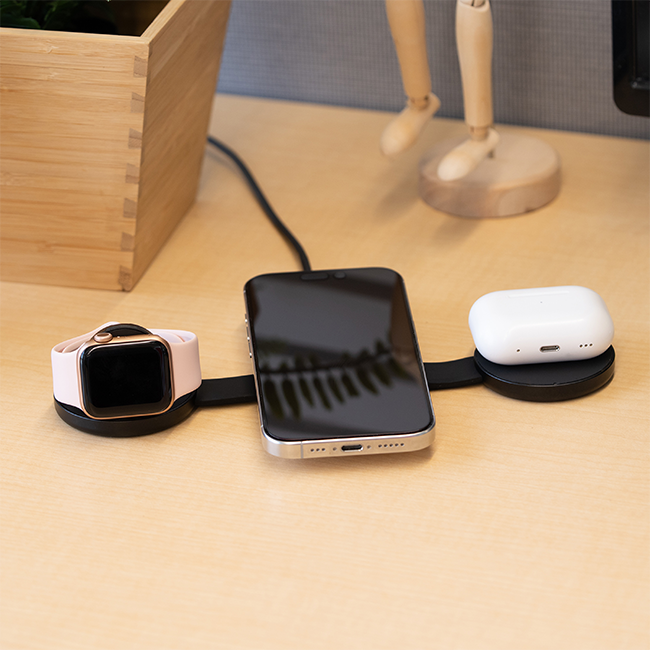 AT&T Essentials 3-IN-1 Folding Wireless Magnetic Travel Pad