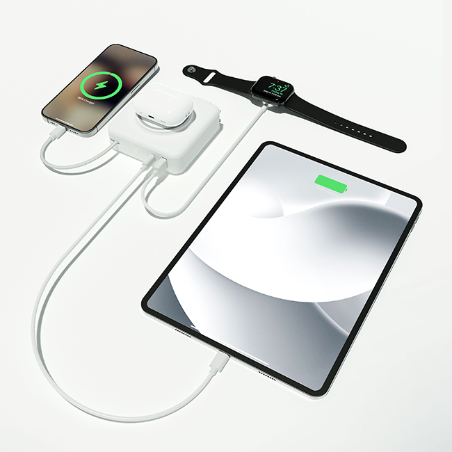 AT&T 4-in-1 Travel Power Bank with Qi2 Wireless Charging