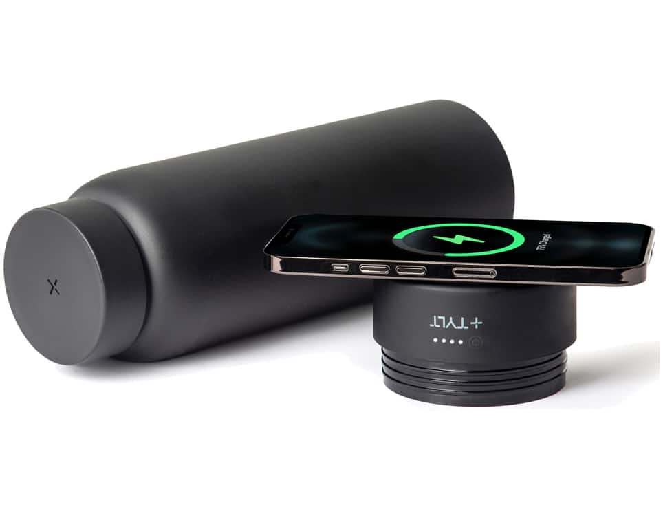 https://www.att.com/scmsassets/global/accessories/chargers/tylt/tylt-insulated-wireless-charging-bottle/gallery/4907q-black/4907Q-3.jpg