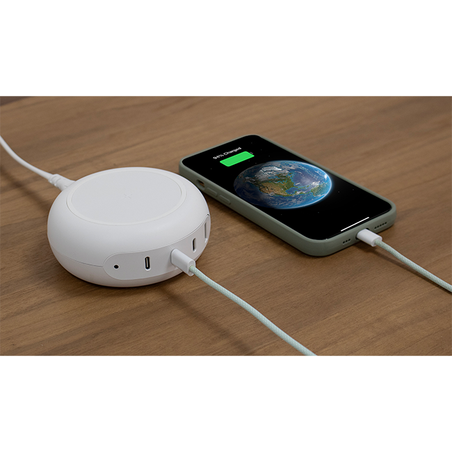 Tylt Multi Port 100W Power delivery Hub with Wireless charging (3USB-C + 1USB-A)