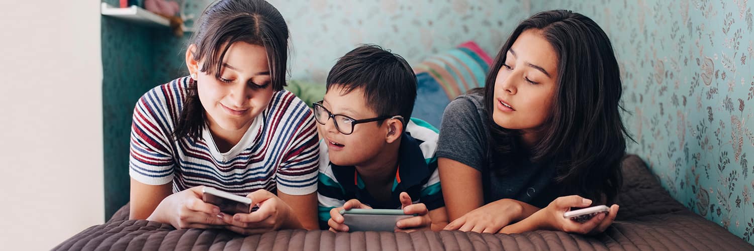 How to choose a family cell phone plan